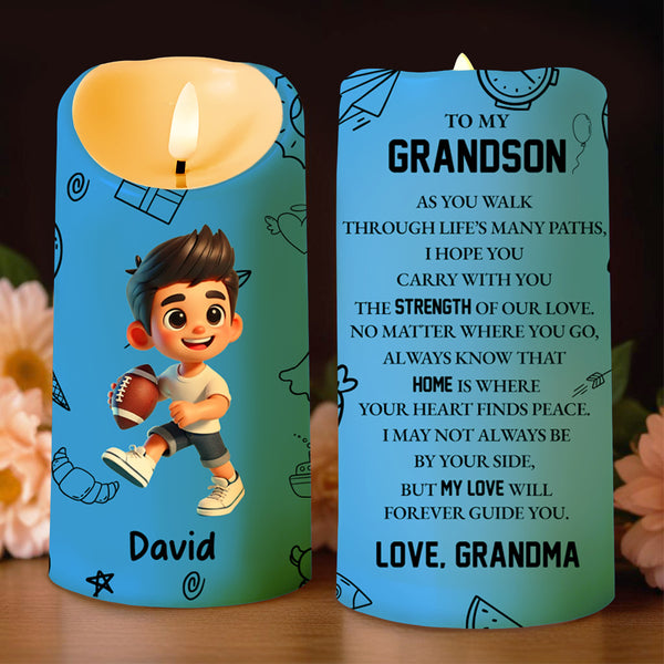 Mensaje cariñoso de la abuela para su nieto con un niño de dibujos animados y un balón de fútbol - Vela LED personalizada - GSN017_LECA
