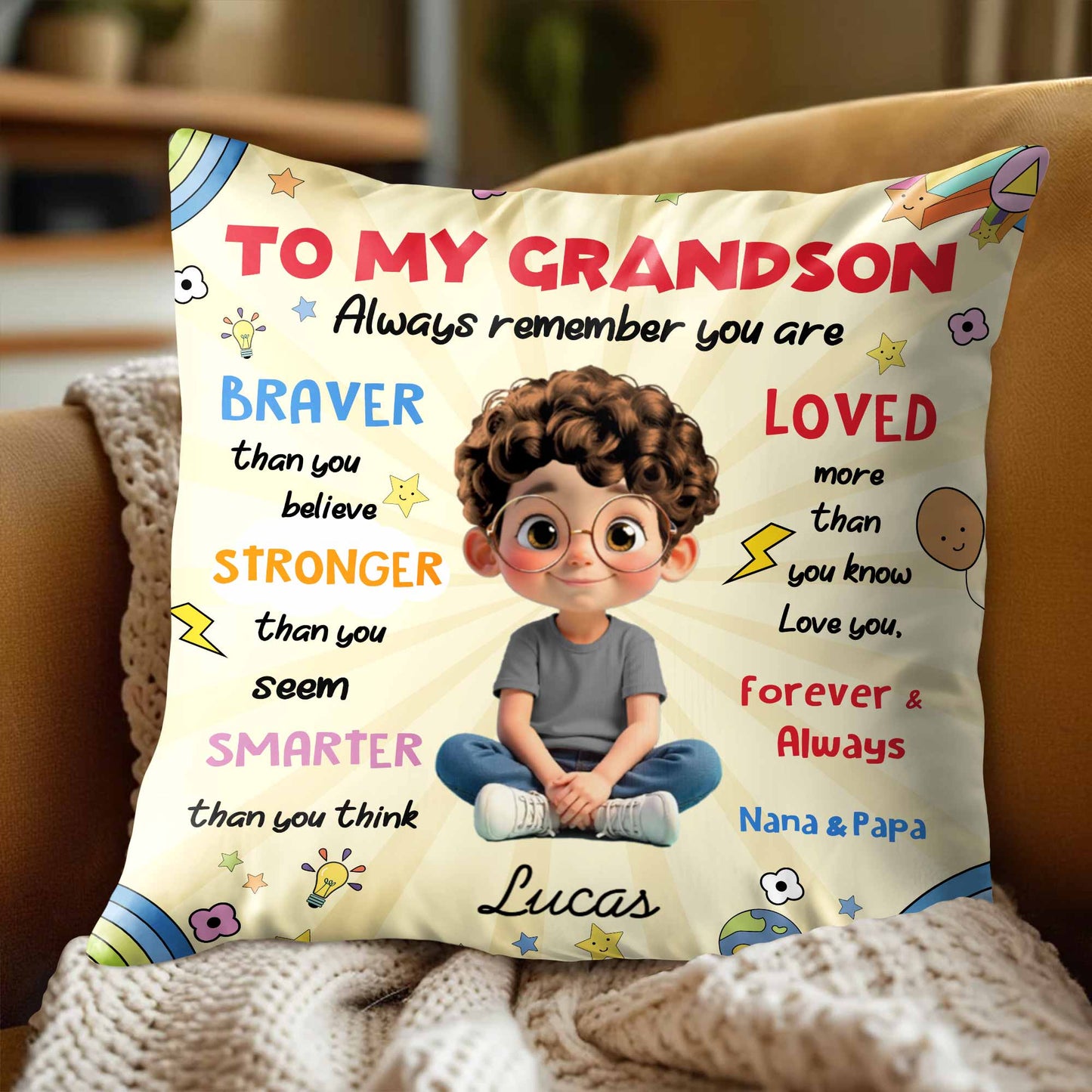 Para mi nieto, almohada arcoíris con cohete y estrellas - Almohada personalizada con relleno incluido - GSN052_PLW