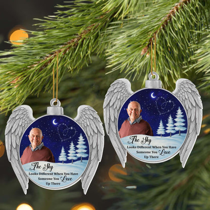 The Sky Looks Different, Wings and Stars Design