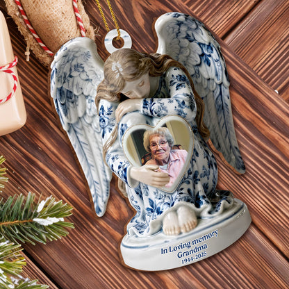 In Loving Memory Angel With Heart-Shaped Frame