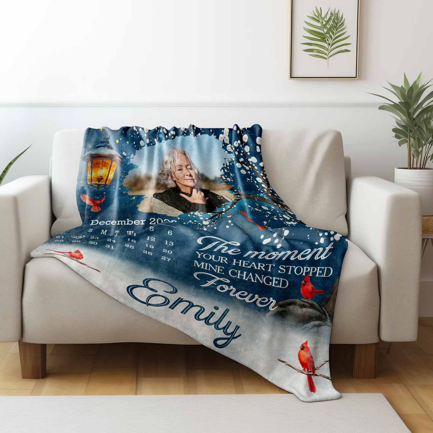 The Moment Your Heart Stopped, Birds and Lantern Design