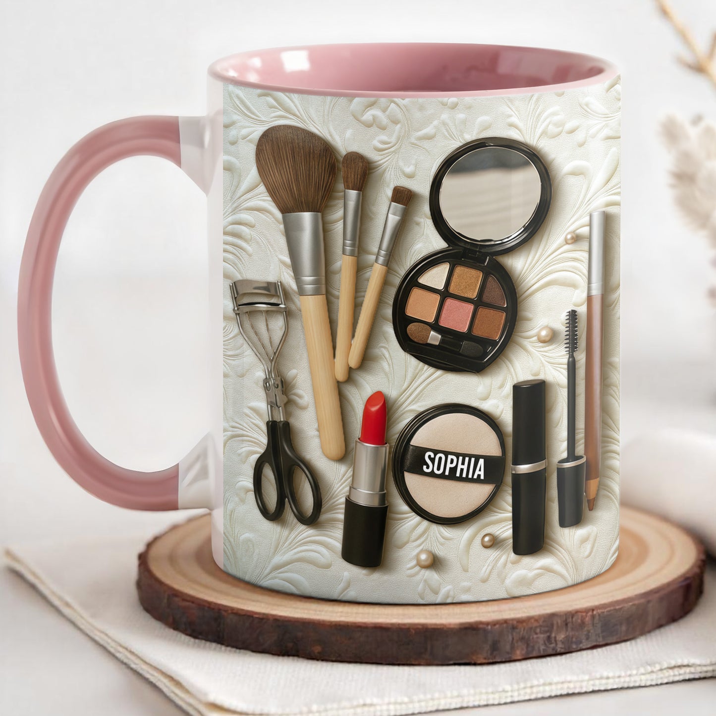 Capture The Beauty Of Your Everyday Look Featuring Essential Makeup Tools