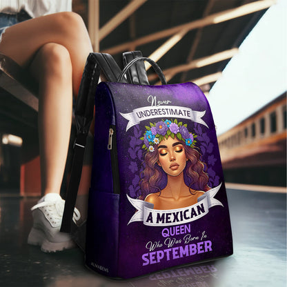Ne sous-estimez jamais une reine hispanique - Sac à dos en cuir personnalisé - HS063_BP
