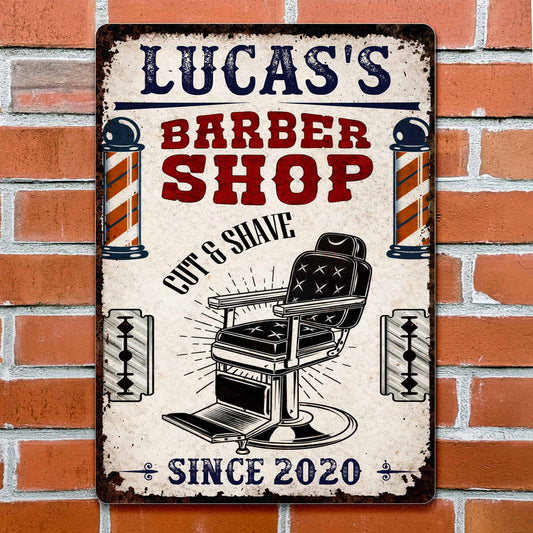 Barber Shop Cut & Shave Classic Barber Chair Design