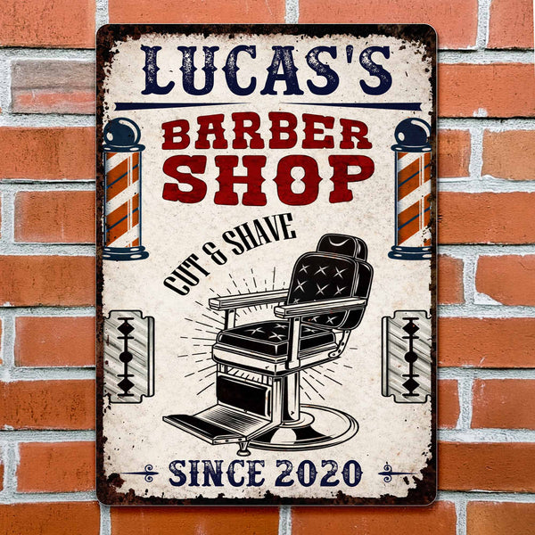 Barber Shop Cut & Shave Classic Barber Chair Design
