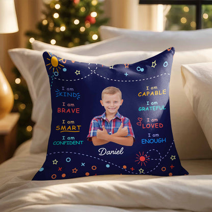 Almohada "Soy Amable, Valiente e Inteligente" con Sol y Estrellas - Almohada Personalizada, Incluye Relleno - KID028_PLW