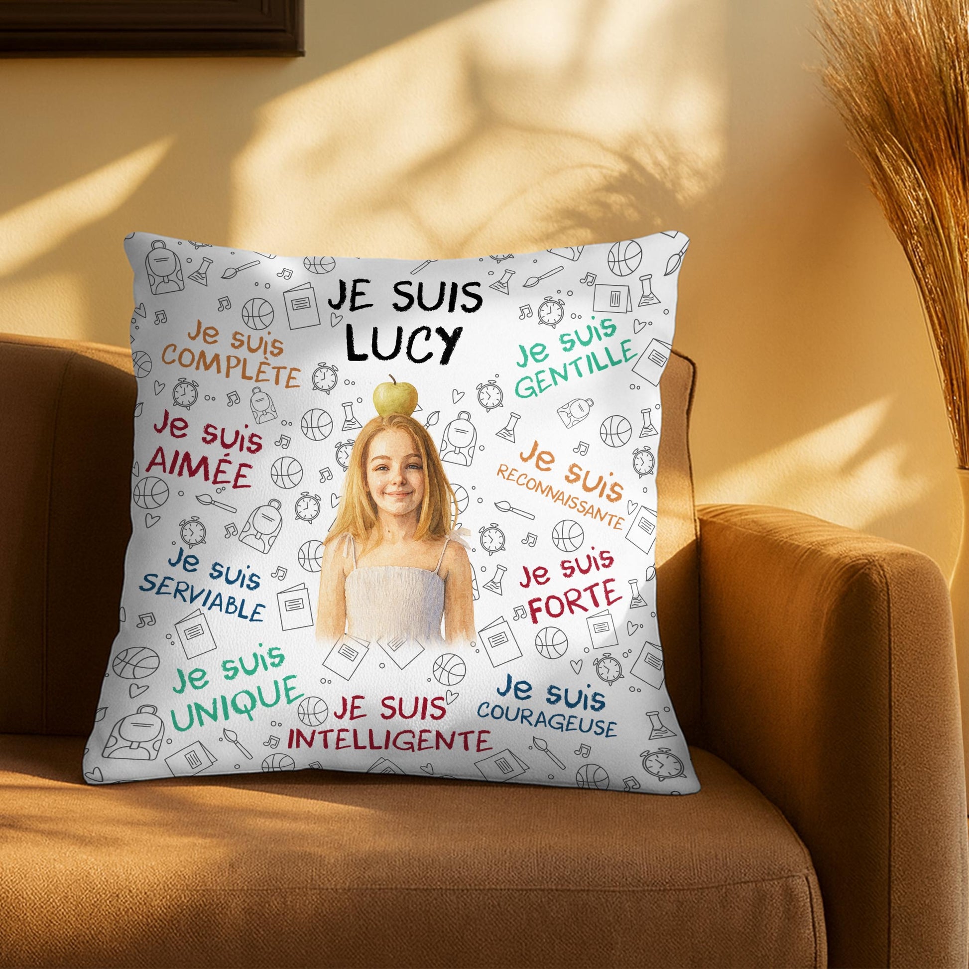 Je Suis Complet, Je Suis Aimé, Unique Pillow Design