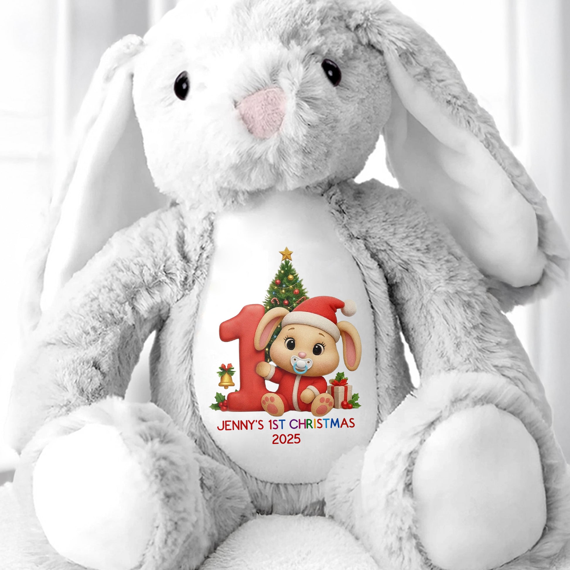 Celebrate Your Little One's First Christmas With Festive Design