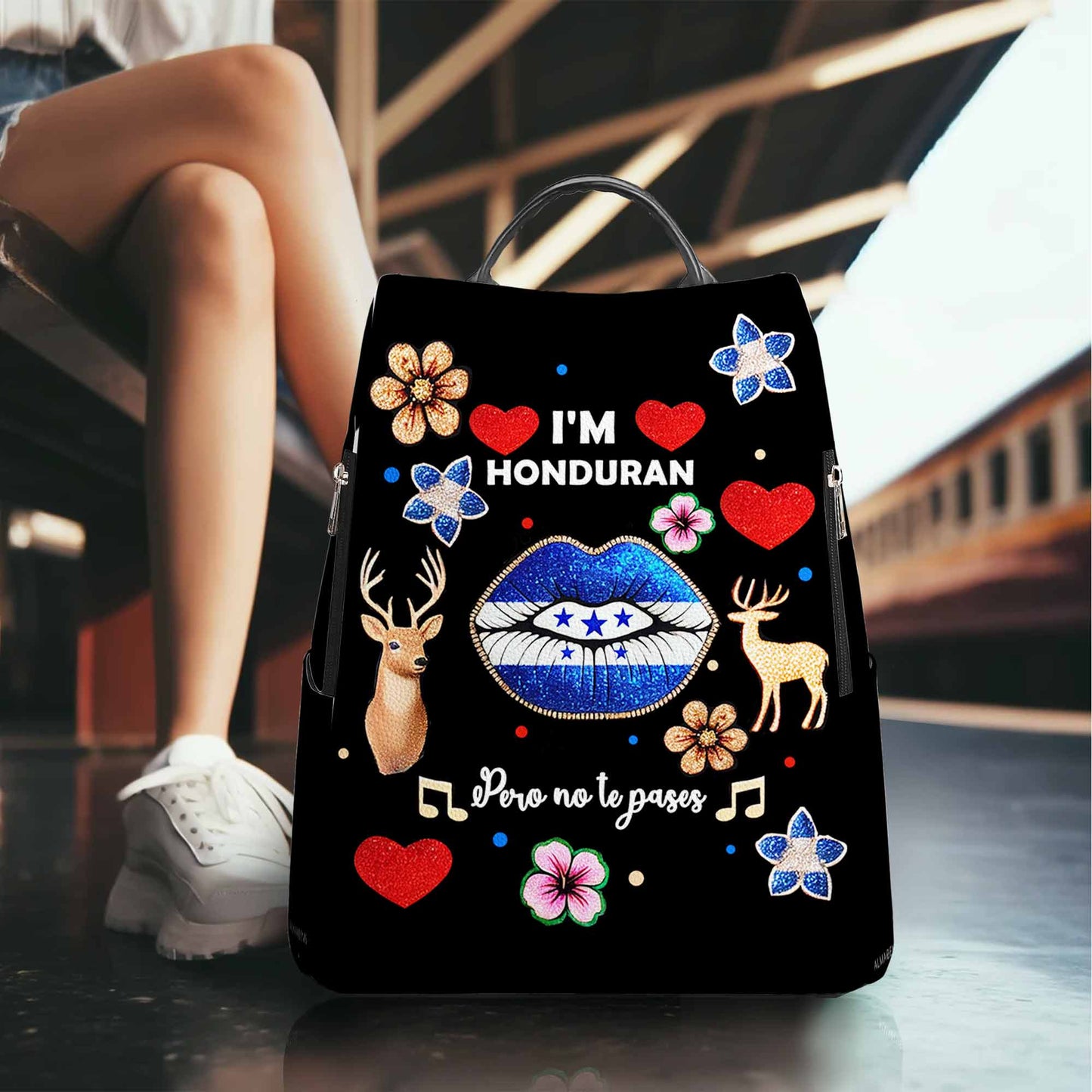 Soy Hondureño Pero No Te Pases - Mochila de Cuero Personalizada - LA016_BP
