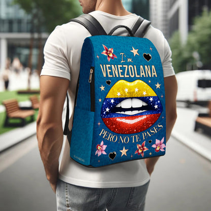 Je suis vénézuélienne, mais je ne te laisse pas tranquille ! Sac à dos en cuir personnalisé - LA032_BP