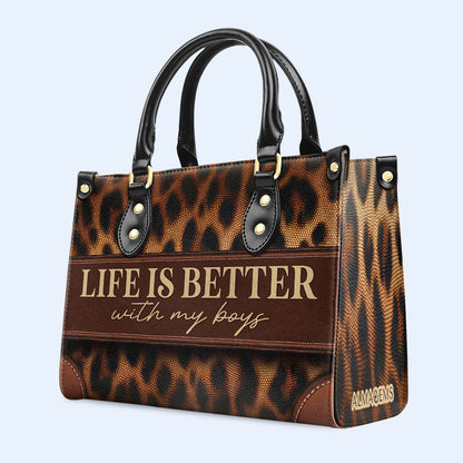 La vie est meilleure avec mes garçons - Sac à main en cuir personnalisé - MM30