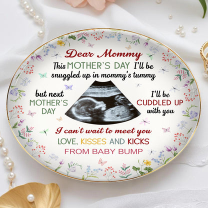 Dear Mommy, Love Kisses And Kicks From Baby Bump