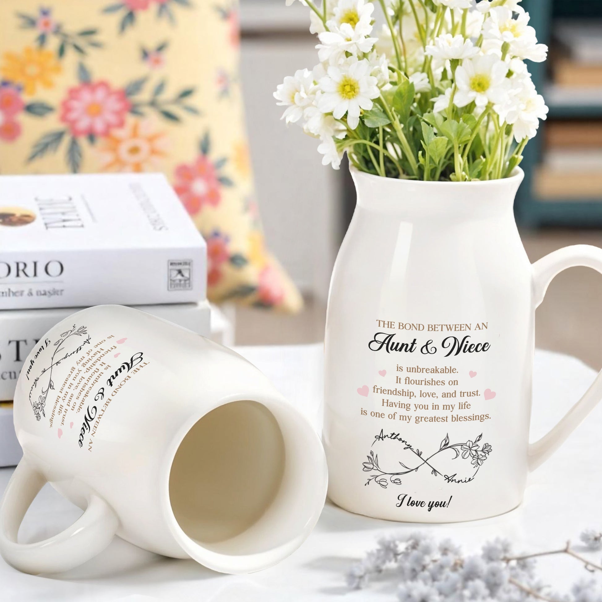 The Bond Between An Aunt & Niece, Hearts And Floral Designs