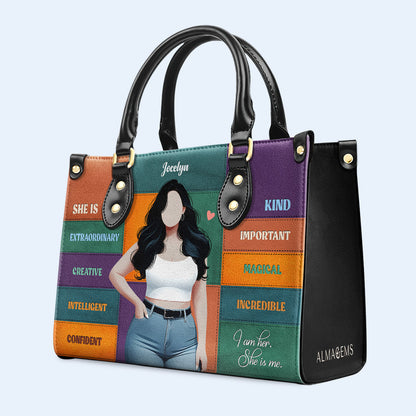 Elle est - Sac à main en cuir personnalisé - PG03