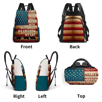 Tres cosas con las que no te metas: mochila de cuero personalizada - BP_CAT03