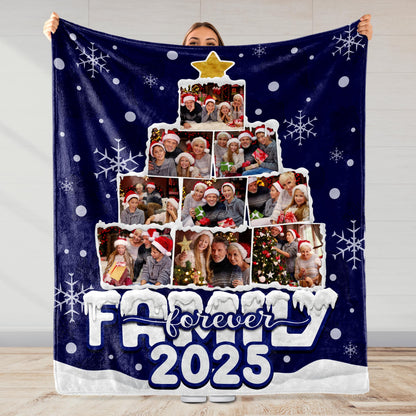 Forever 2025, Christmas Tree and Snowflakes