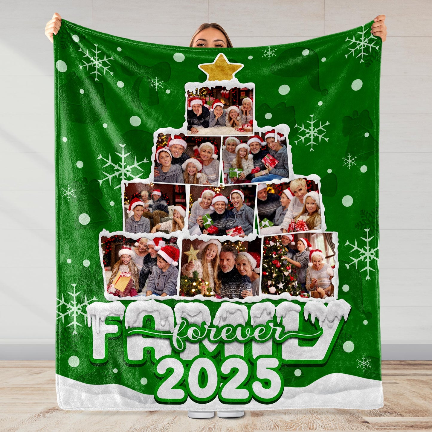 Forever 2025, Christmas Tree and Snowflakes