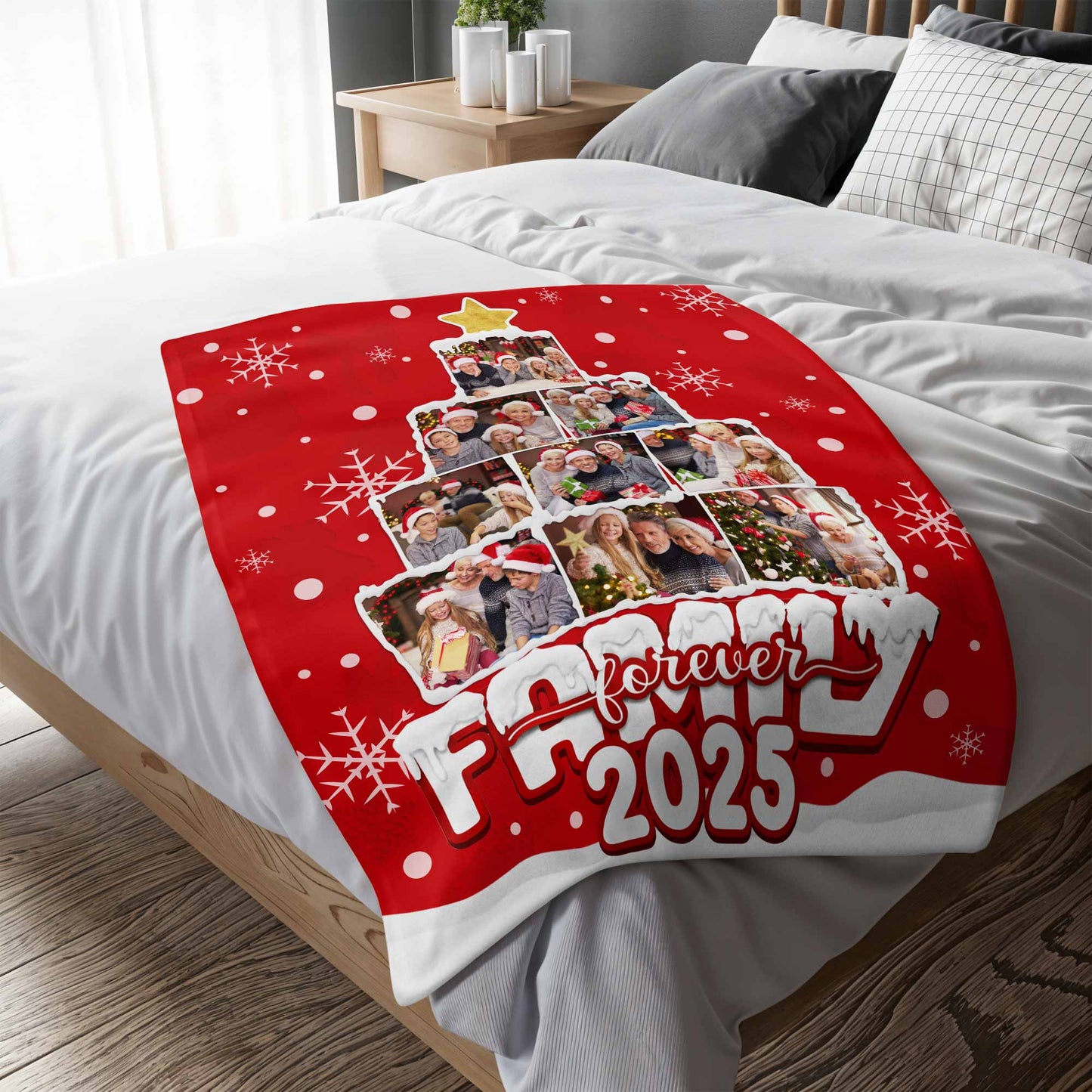 Forever 2025, Christmas Tree and Snowflakes