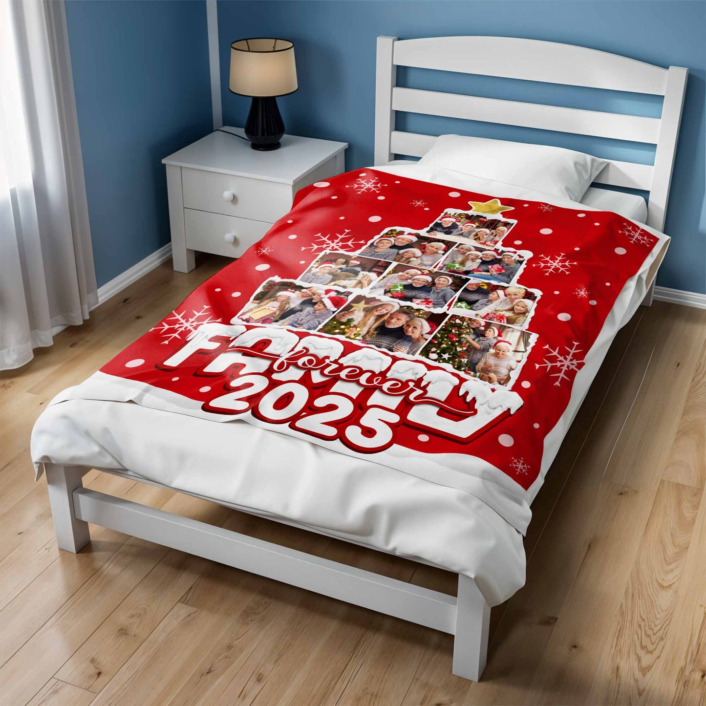 Forever 2025, Christmas Tree and Snowflakes