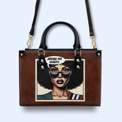 Je vous juge en silence - Sac à main en cuir personnalisé - judging02
